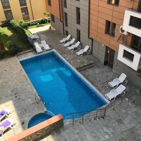 Студія Apartment *